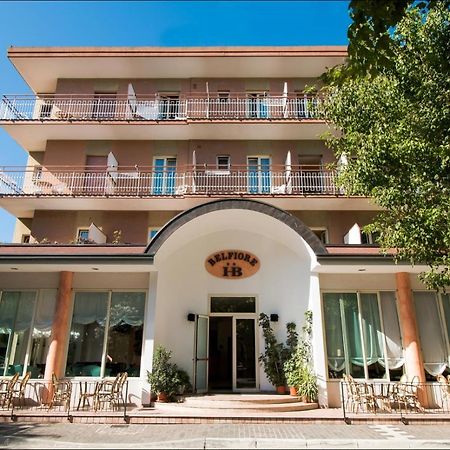 Hotel Belfiore Misano Adriatico Kültér fotó